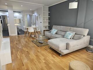 Pis  Avenida fisterra. Piso céntrico en arteixo