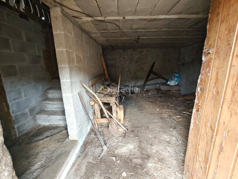 Foto f374fa3a-b234-4102-b2ff-e611ff064c4e. Casa amb aparcament a Palas de Rei