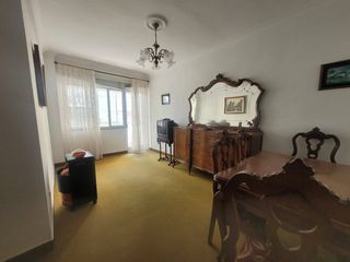 Etagenwohnung  Calle del profesor otero pedrayo. Gran oportunidad en lugo! piso con infinitas posibilidades en pr