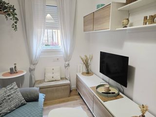 Lloguer Pis  Do  francés. Piso de 2 habitaciones solo para estudiantes en la zona norte de