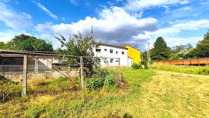 Foto a265f771-45d7-4f1a-98a0-0cae79aa9c28. Casa a Campus Sur - Santa Marta Santiago de Compostela