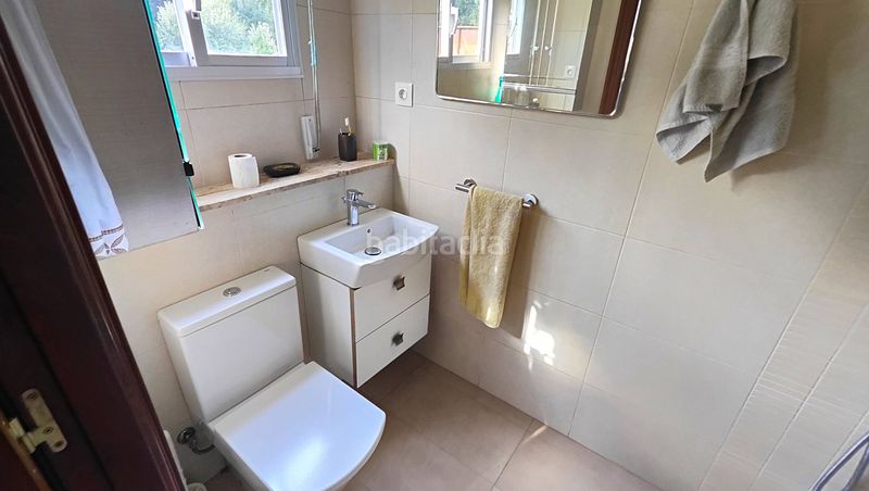 Foto f33cb71a-a4dc-43a4-8b45-30f07fe96fc6. Casa a Campus Sur - Santa Marta Santiago de Compostela
