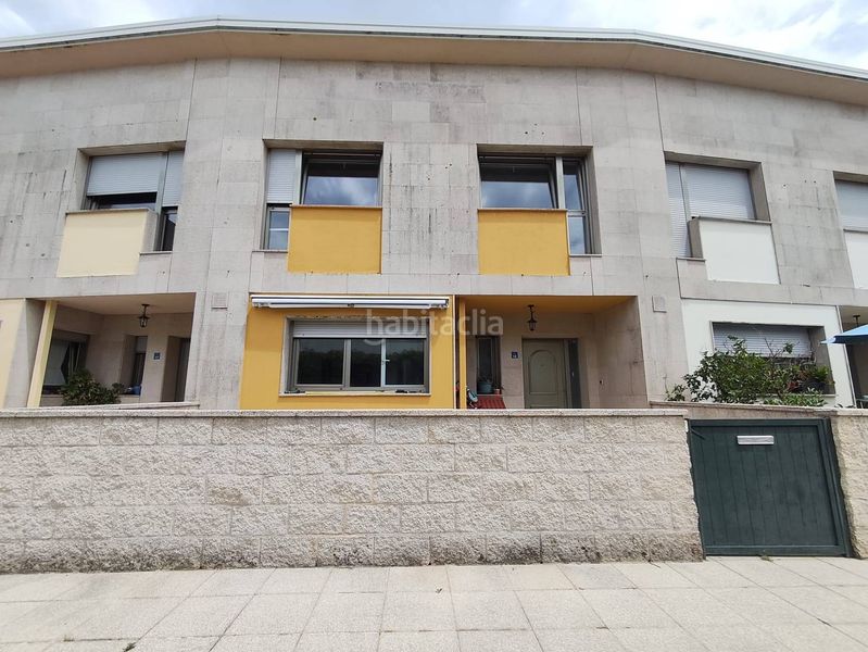 Foto c4545383-d49f-4592-9a7e-4aef6a5fdbf8. Casa adossada amb calefacció aparcament a Teo
