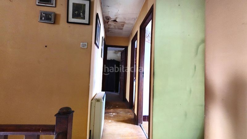 Foto fdf6c54d-f36e-4837-8bfe-d3078ef91b3f. Casa a Ensanche - Sar Santiago de Compostela