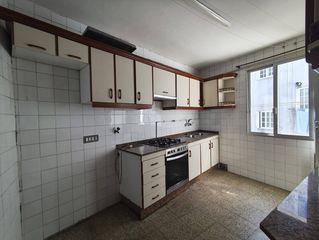 Etagenwohnung  Concheiros. Pisazo en concheiros!! frente al gadis