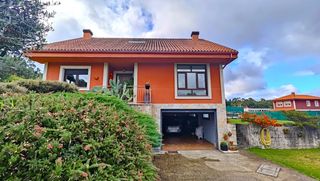 Chalet  Lugar nespereira 18, luou. Casa para entrar a vivir con jardín y piscina en luou, teo