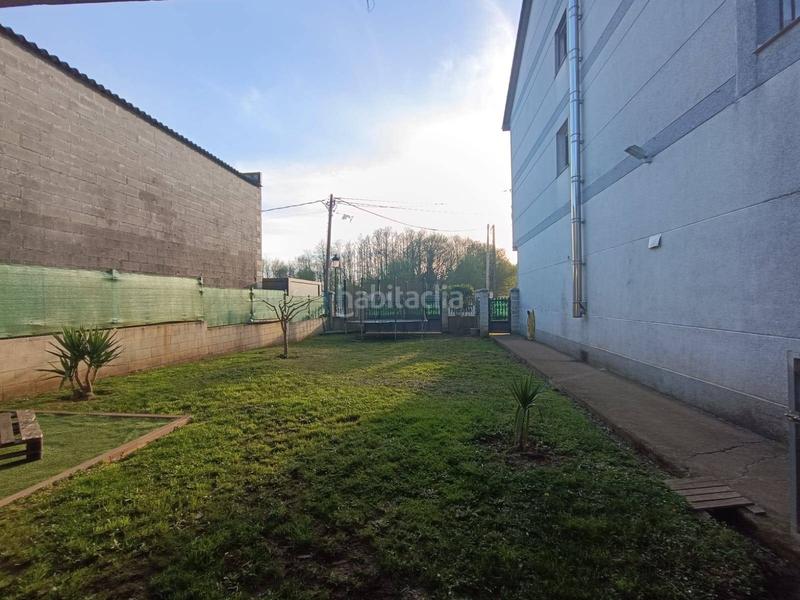 Foto ac8c1d46-3d1b-4ee7-9240-fbe2bc4992cc. Pis amb calefacció aparcament a Touro