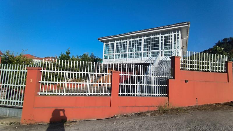 Foto e323f8c7-5a96-41be-98b4-884e31a44487. Casa con parcheggio in Ribadavia