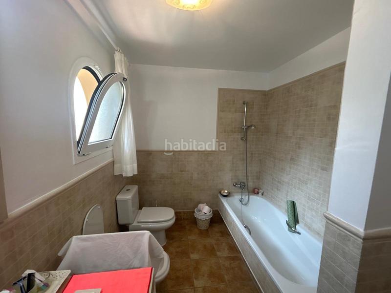 Foto 08435d2d-5303-482f-b341-ad371a2690f5. Apartament amb aparcament piscina a Zona Botánico Puerto de la Cruz