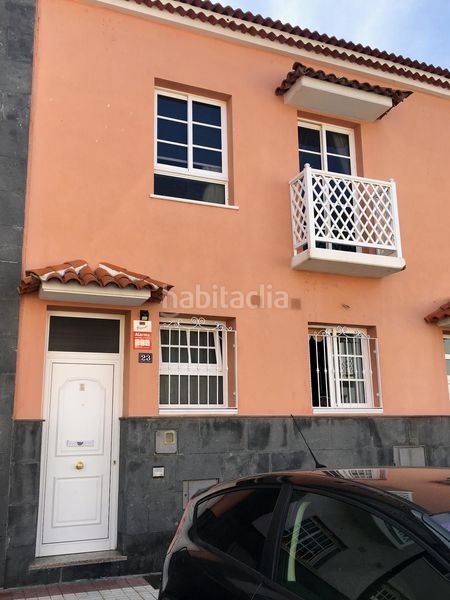 Foto e23a42ff-13c6-4055-97d0-cf5e460f74b0. Casa amb aparcament a Zona Botánico Puerto de la Cruz