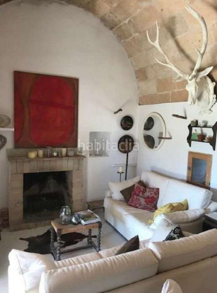 Foto 7b94d340-61d6-4a65-9cd1-30604dc0ac2c. Masia a Llucmajor interior Llucmajor