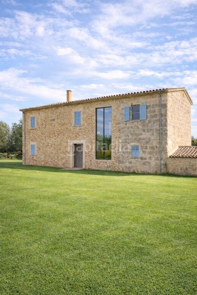 Foto ca07cc65-5ca3-46ba-ad25-305d0ab213b8. Casale con parcheggio in Algaida