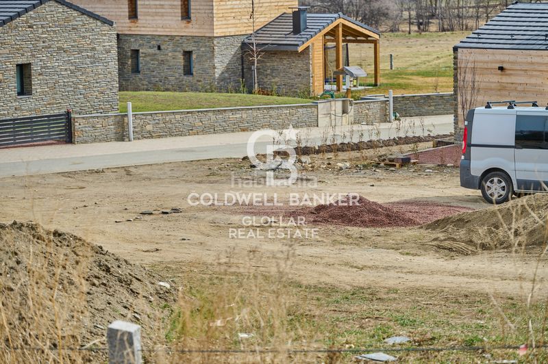 Foto a2243d6a-62dd-4334-a319-abc6bbc3b21b. Terreny residencial a Ur