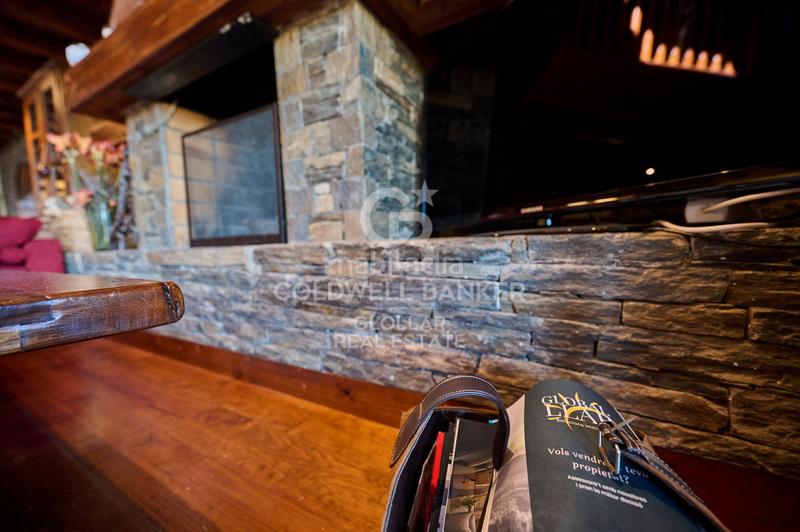 Foto 5196cb46-1146-4415-bfba-ecde6c41522e. Casa adosada  en saneja en Guils de Cerdanya