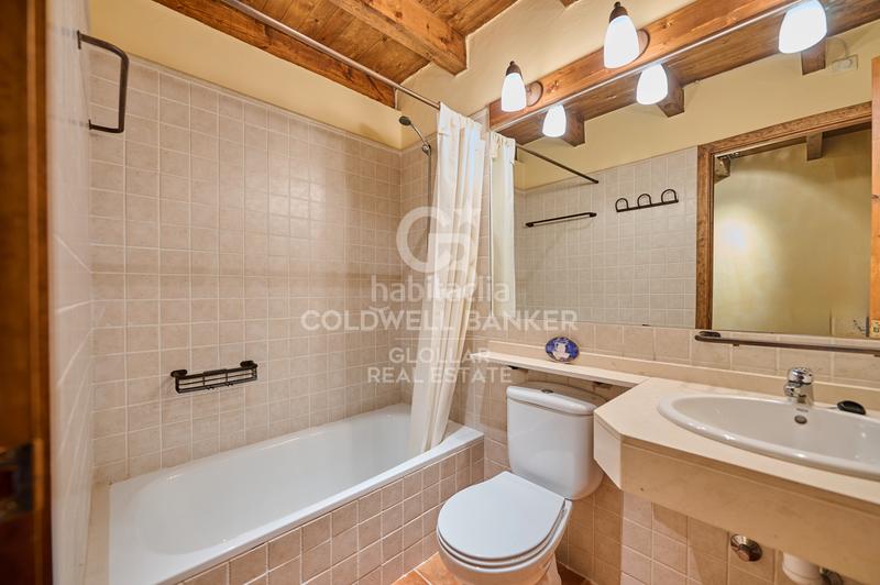 Foto 62237935-9756-4aee-98ab-5f26cf171a0c. Casa adosada  en saneja en Guils de Cerdanya