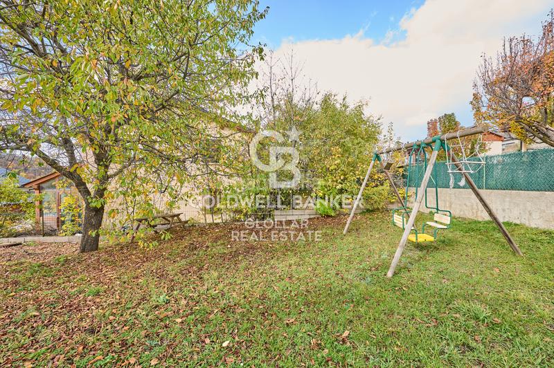 Foto bd8c2dc4-af7d-4633-a5dc-d33140a74d76. Haus mit heizung in Err