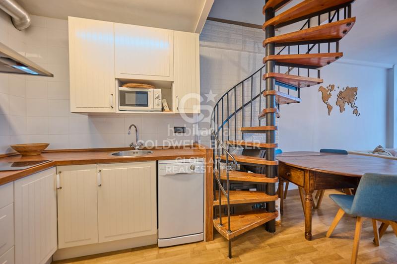 Foto 5a96d48b-e247-411c-8628-c0ca4e8ffd69. Piccolo appartamento con camino riscaldamento in Alp