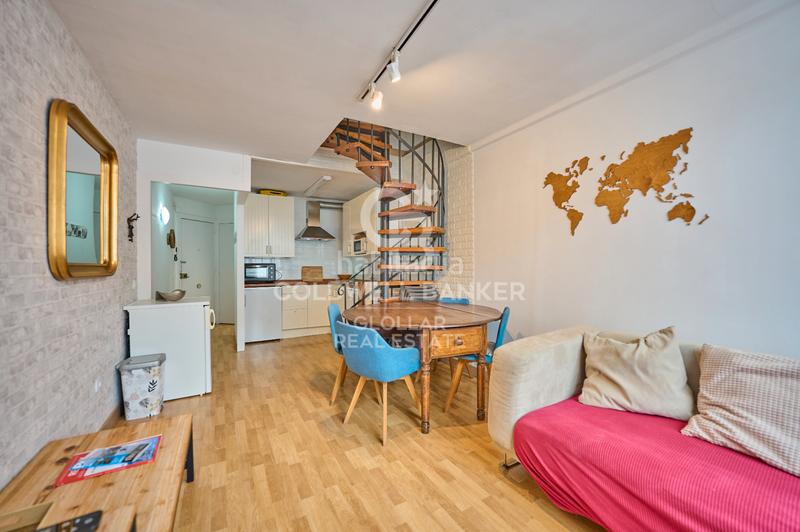 Foto 9b800bec-f711-494f-870b-eb343f7938d5. Piccolo appartamento con camino riscaldamento in Alp