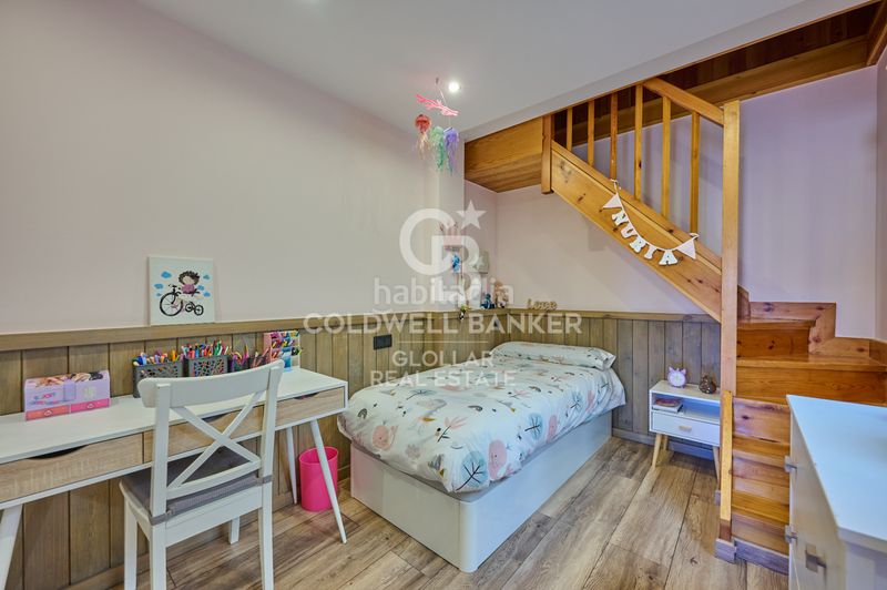 Foto d3053f53-0b09-408e-8c2b-77ed86d7ff0a. Duplex con camino riscaldamento parcheggio in Puigcerdà