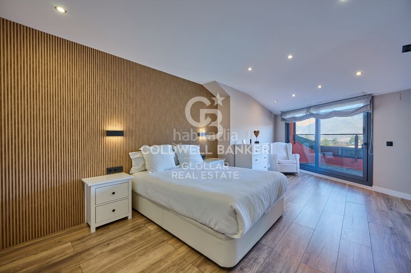 Foto fe241345-1a9a-4c4f-98d7-36d58e0ece65. Duplex con camino riscaldamento parcheggio in Puigcerdà