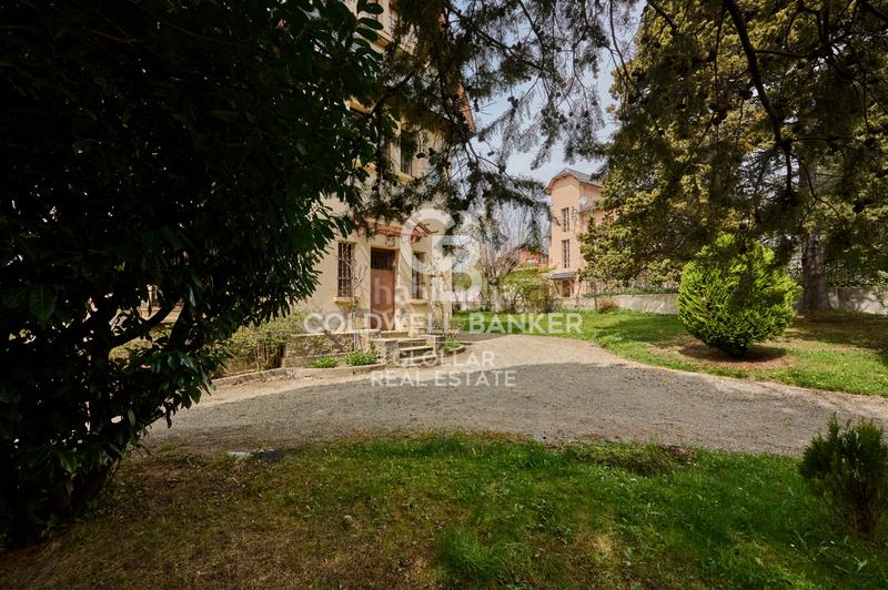 Foto 80419b16-d9e6-4d83-b299-e188b57c2775. Haus mit kamin heizung parking in Puigcerdà