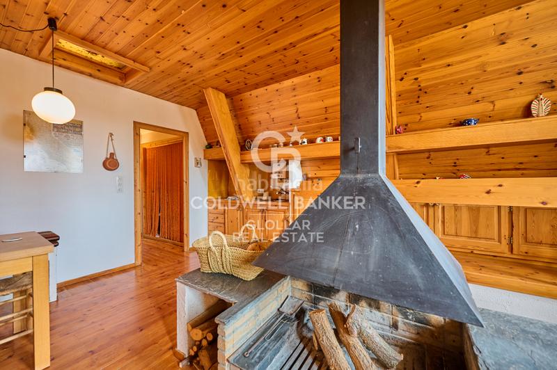 Foto dceef70e-f526-4187-a13c-ae8d779e6762. Haus mit kamin heizung parking in Puigcerdà