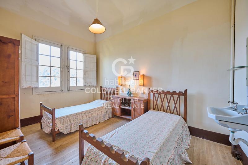 Foto e3511052-defb-4890-a746-0ff2142cf5ec. Haus mit kamin heizung parking in Puigcerdà