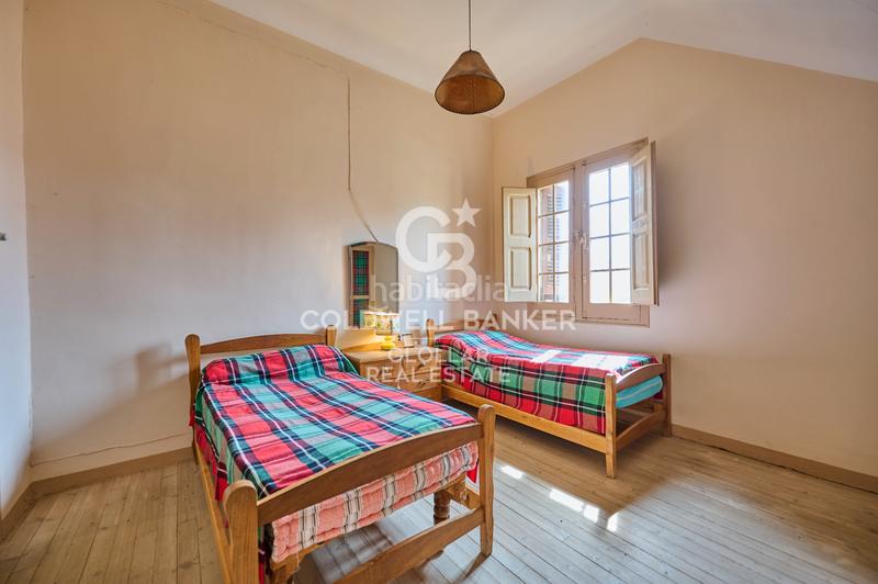 Foto e9240ca3-497d-4282-9c63-5d679eed3309. Haus mit kamin heizung parking in Puigcerdà