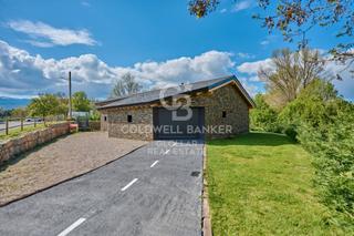 Maison  Rue du mas d'en cot. Casa independiente en una planta con jardn privado