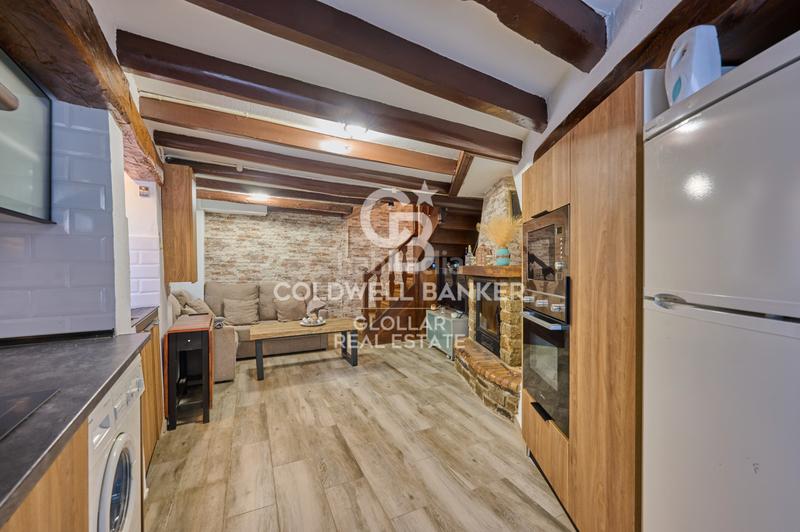 Foto 97fa1e1b-5173-48f2-9cb2-a691357ce644. Casale con camino riscaldamento in Latour de Carol