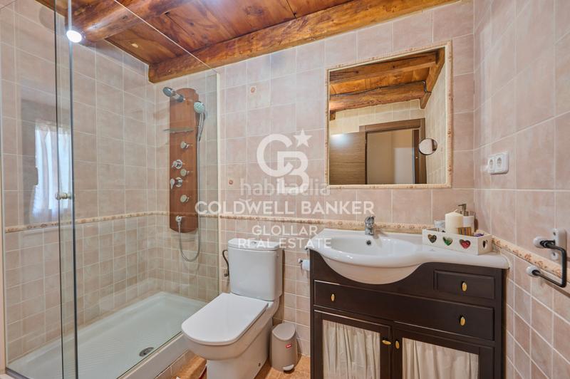 Foto ce25e954-7b94-4aa0-8c7f-015e18fcf16e. Casale con camino riscaldamento in Latour de Carol