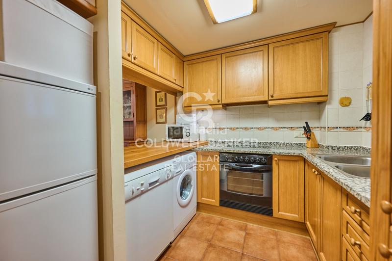 Foto 16a58cf3-87df-4f50-b5b4-60d83ad36792. Location appartement avec cheminée chauffage parking dans Osseja