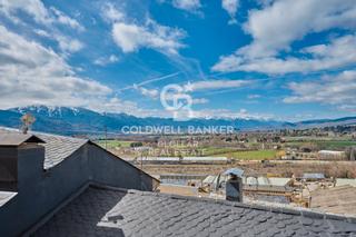 Duplex in Plaça de Santa Maria