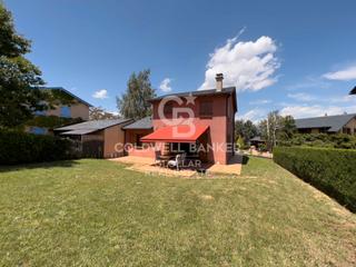 Lloguer Casa  Camí de la ribereta. Acogedora casa independiente en err con jardín privado