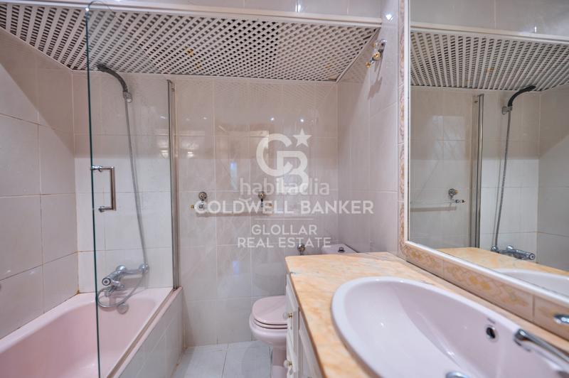 Foto 44a00eeb-b516-4739-a5e5-83254e39f422. Apartament amb xemeneia aparcament a Puigcerdà