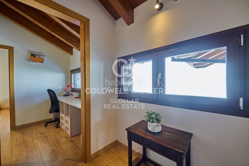 Foto 0a44e295-ce0a-4bb3-97bb-40944cb15563. Casa amb xemeneia calefacció a Das