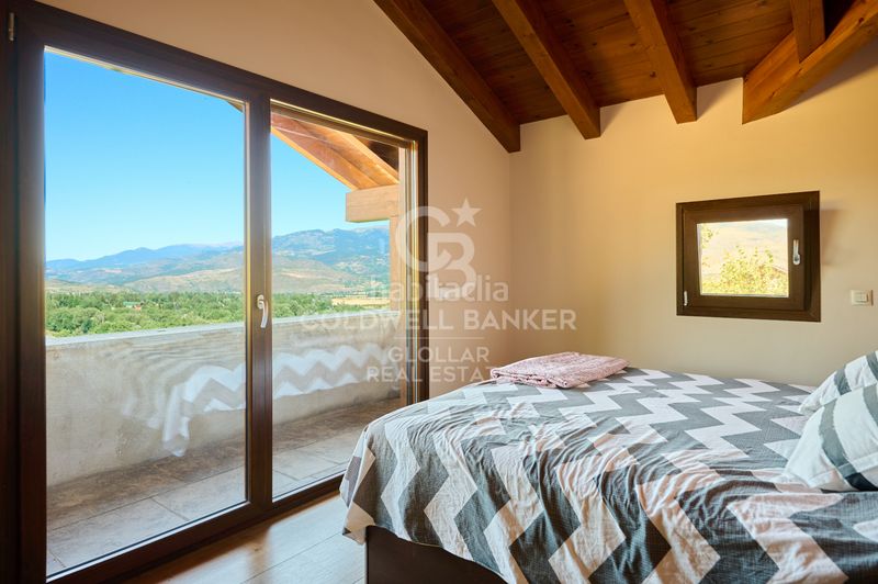 Foto c0020041-e5c2-406d-82ad-217876194275. Casa amb xemeneia calefacció a Das