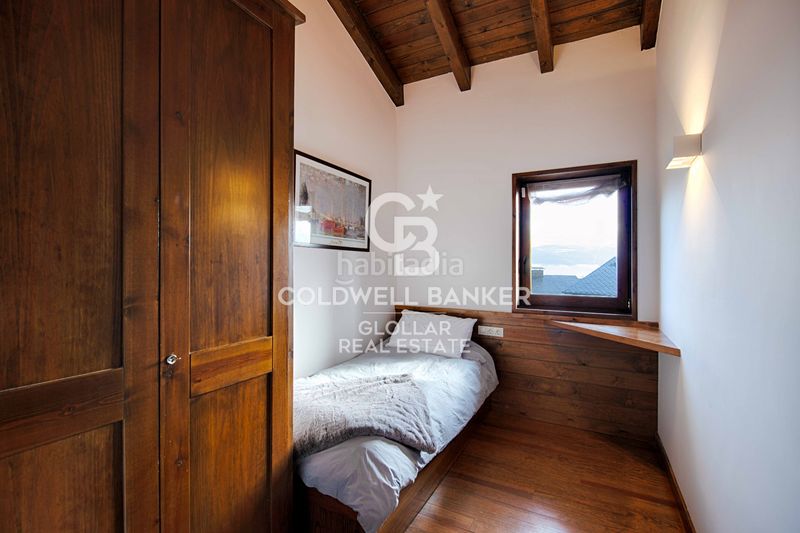 Foto e07fefbd-06b1-4b15-b68f-9d54f91019de. Dúplex amb xemeneia calefacció aparcament a Guils de Cerdanya