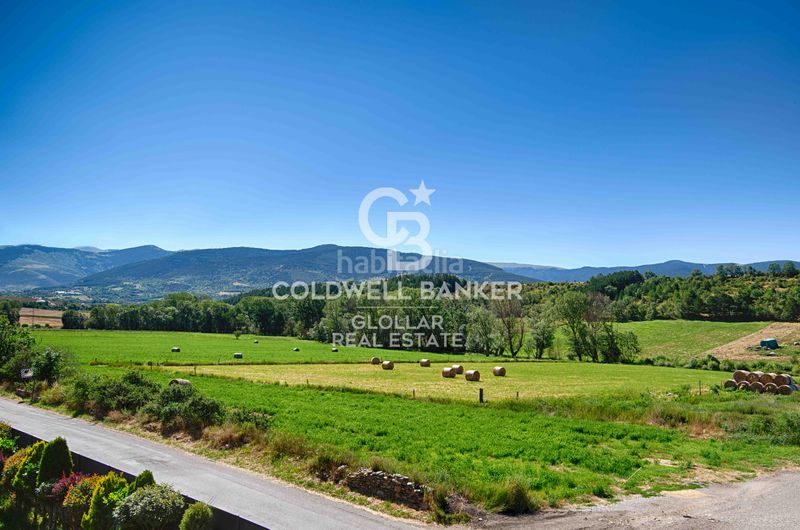 Foto 0ebb0929-09fb-433e-bc40-339d109fd93b. Masía casa de pueblo con encanto rústico y moderno en Bourg-Madame
