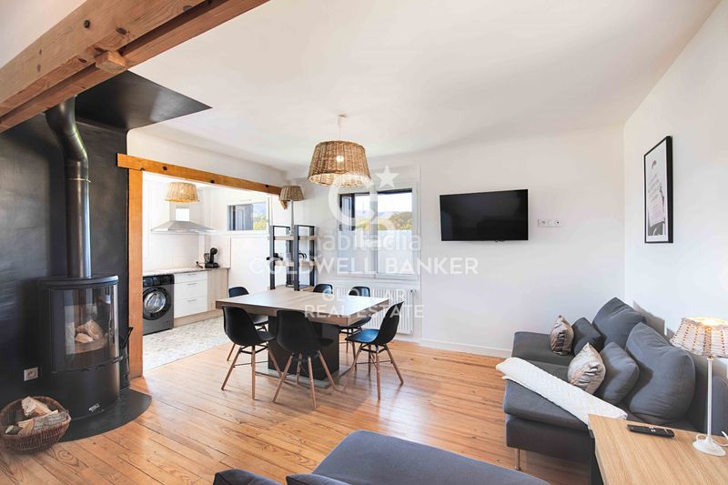 Foto a6534520-4b3f-4421-a49c-938861f5ef33. Masía casa de pueblo con encanto rústico y moderno en Bourg-Madame