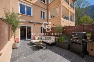 Erdgeschoss  Osseja ouest. Planta baja reformada con terraza en osséja