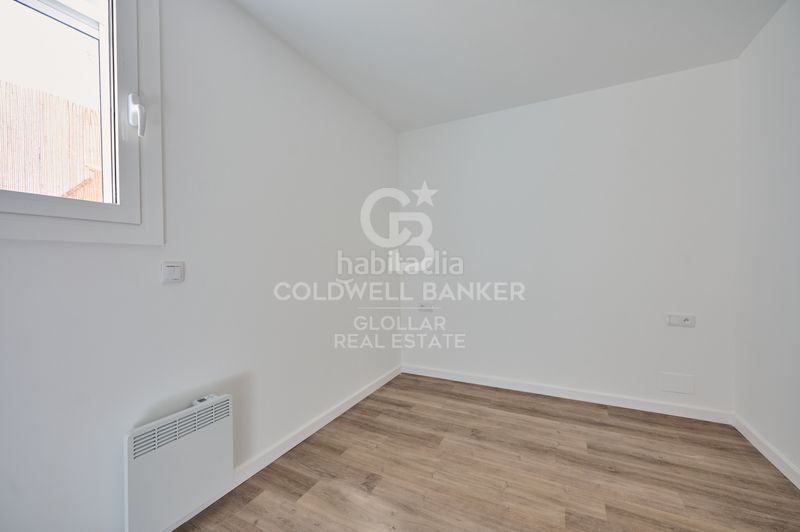 Foto 24dcc533-2fb2-4dd7-a118-d9eab520b402. Planta baja  esquinera reformada con gran terraza en Osseja