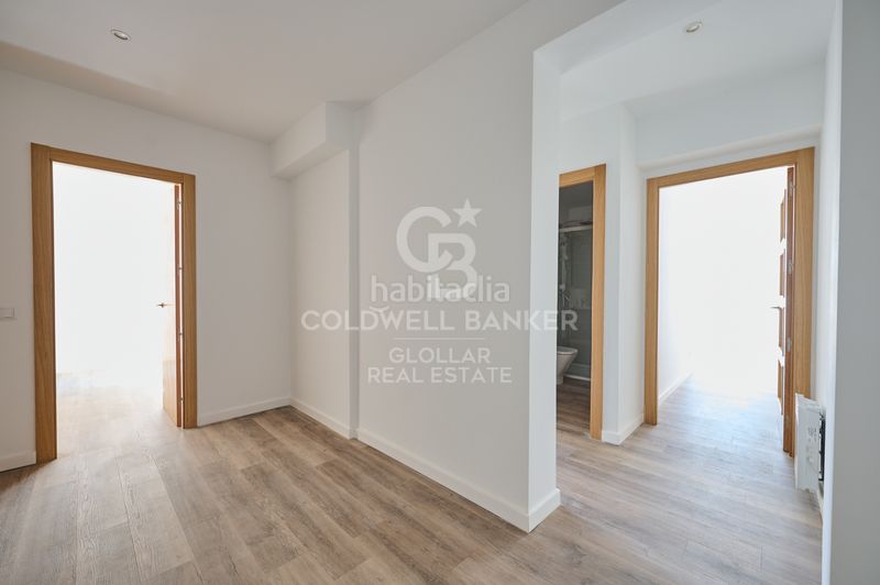 Foto 6e37a99d-9be4-421d-baf1-17904b6d3dc8. Planta baja  esquinera reformada con gran terraza en Osseja