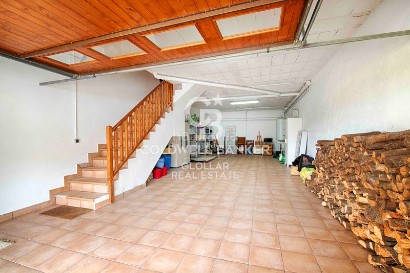 Foto 6aeafc0a-788d-4e4a-b816-18ba79496a9f. Casa adossada amb xemeneia calefacció aparcament a Osseja