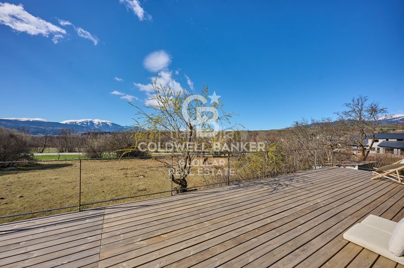 Foto 9a902dd3-5326-4269-ac8c-d9ccb1f9c136. Casa amb xemeneia calefacció a Ur