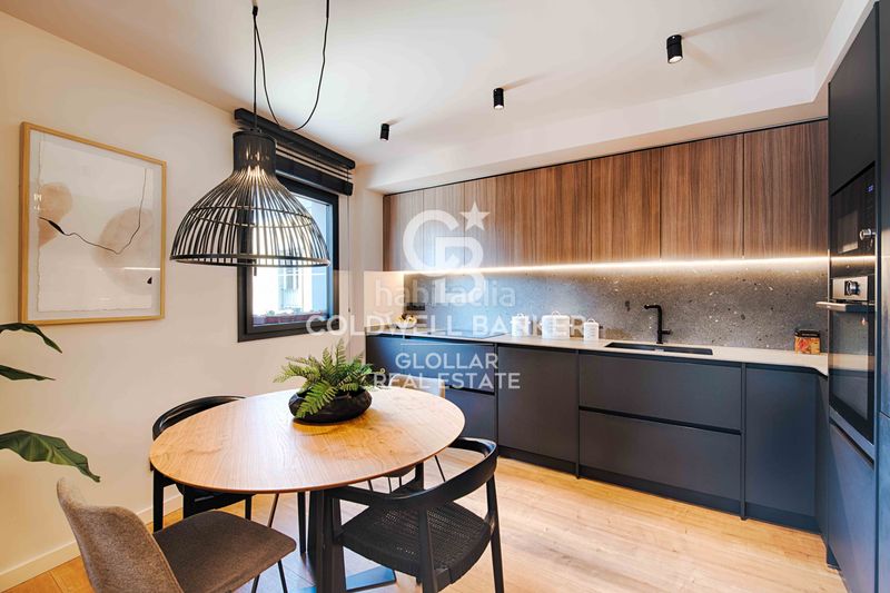 Foto 9dee36d5-c3c2-4fe6-bf4a-5fbdbfe63c79. Apartament amb xemeneia calefacció aparcament a Puigcerdà