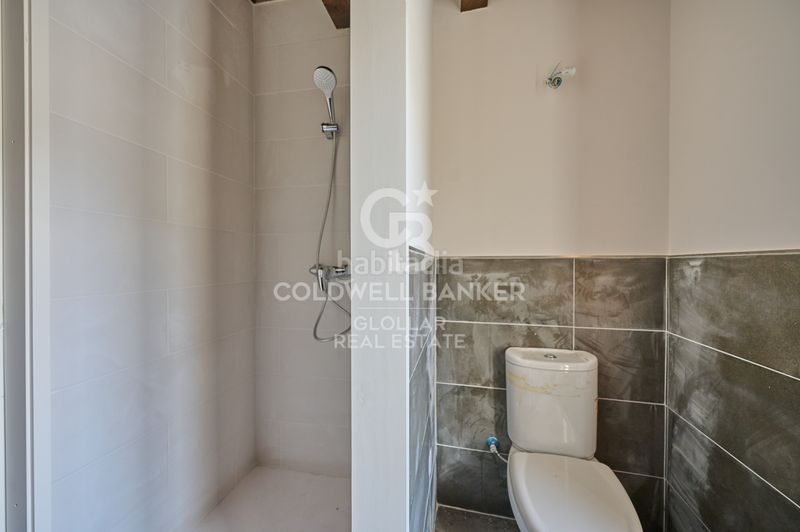Foto 4501e9b6-2321-4ee1-8752-5221137e608a. Casa adossada amb calefacció aparcament a Osseja
