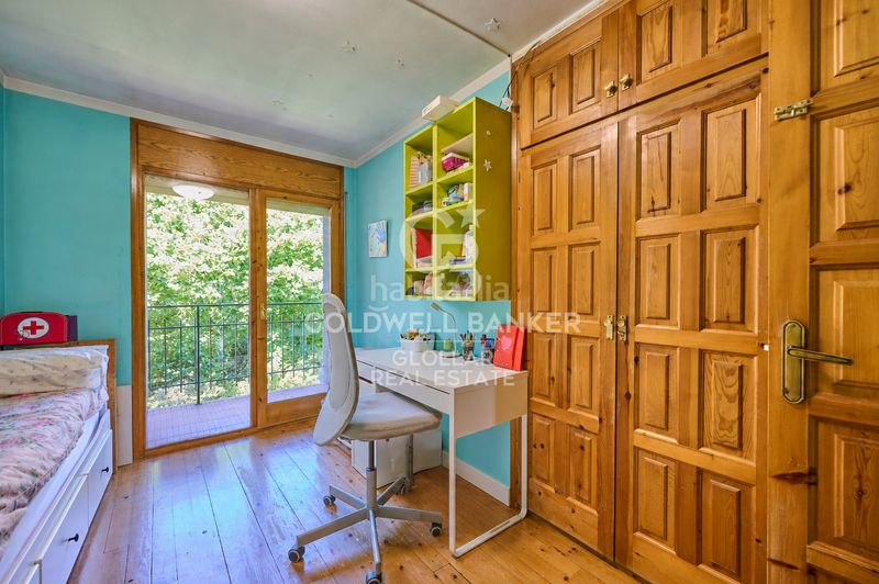 Foto 4acde1a5-a94b-448b-87ef-98815dc9a522. Apartament amb calefacció aparcament a Puigcerdà