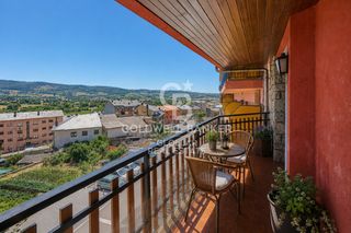 Apartament  Avinguda de catalunya. Amplio y luminoso apartamento en puigcerdà