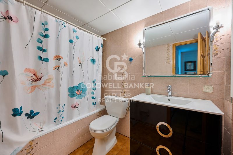 Foto ed235651-ea51-42b1-8082-4bda98fed074. Apartament amb calefacció aparcament a Puigcerdà